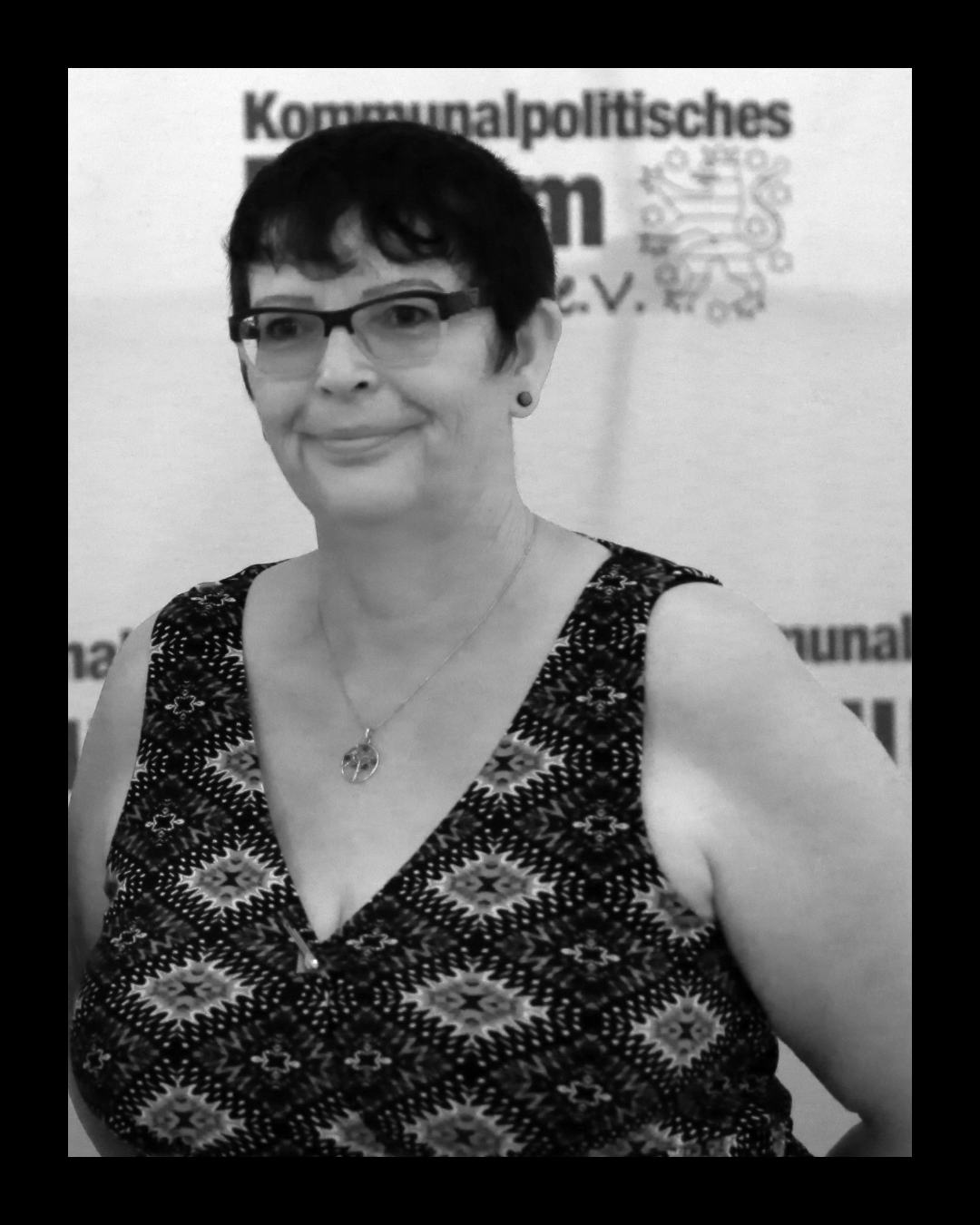 Bild von Anke Hofmann-Domke 2016 beim Festakt zum 20. Geburtstag der Thüringengestalter.